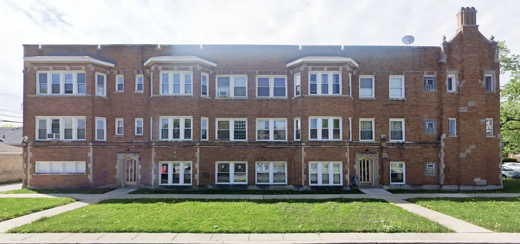 6618 19TH Street Berwyn IL 60402