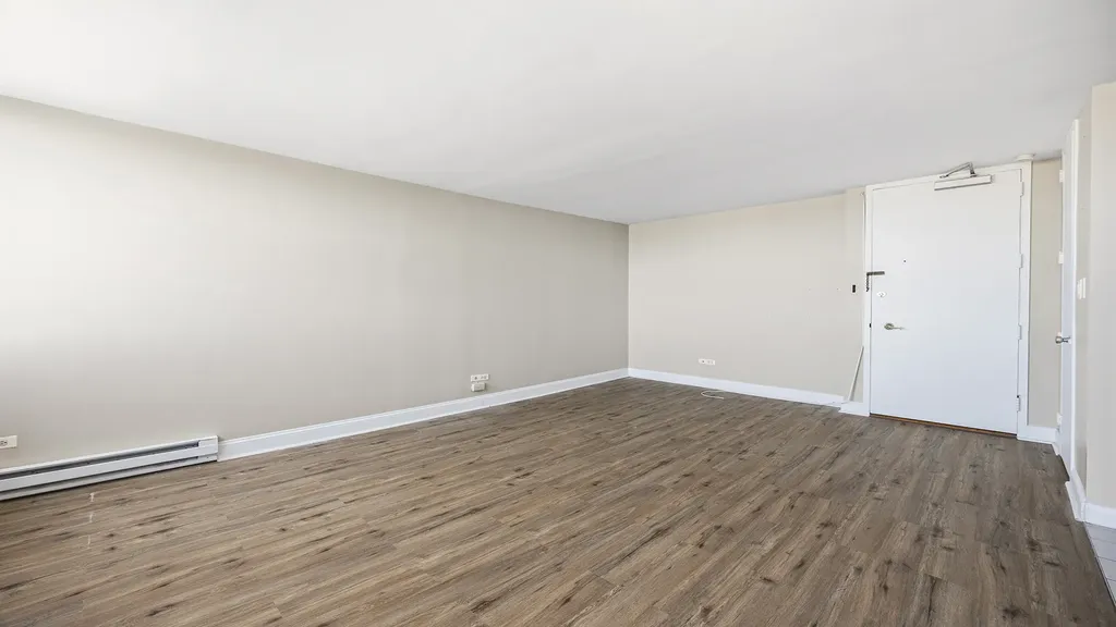 3110 North Sheridan Road Chicago IL 60657