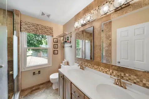 1170 Green Knolls Drive Buffalo Grove IL 60089