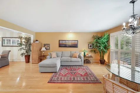 1170 Green Knolls Drive Buffalo Grove IL 60089
