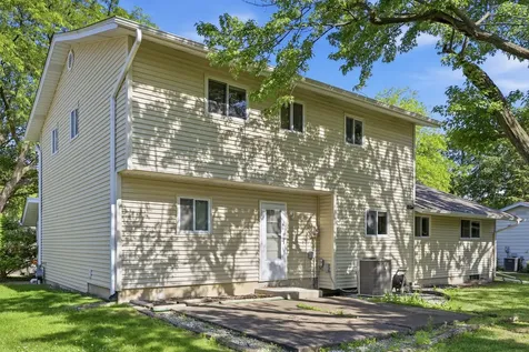 828 North Glenn Drive Palatine IL 60074