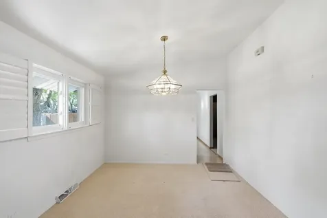 828 North Glenn Drive Palatine IL 60074
