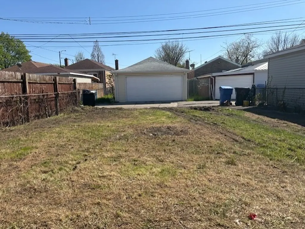 3709 West 66th Place Chicago IL 60629