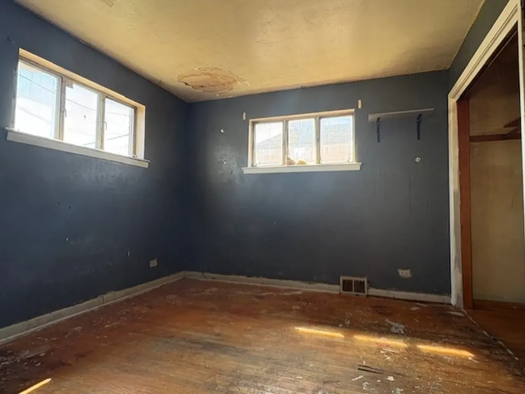 3709 West 66th Place Chicago IL 60629
