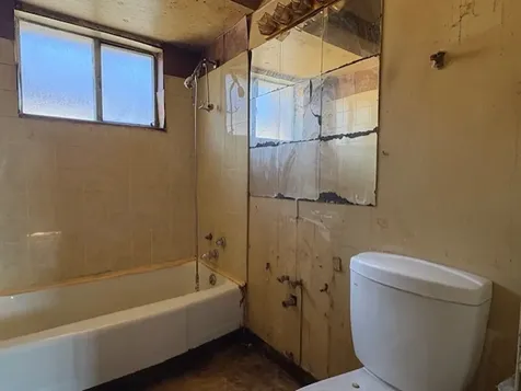 3709 West 66th Place Chicago IL 60629