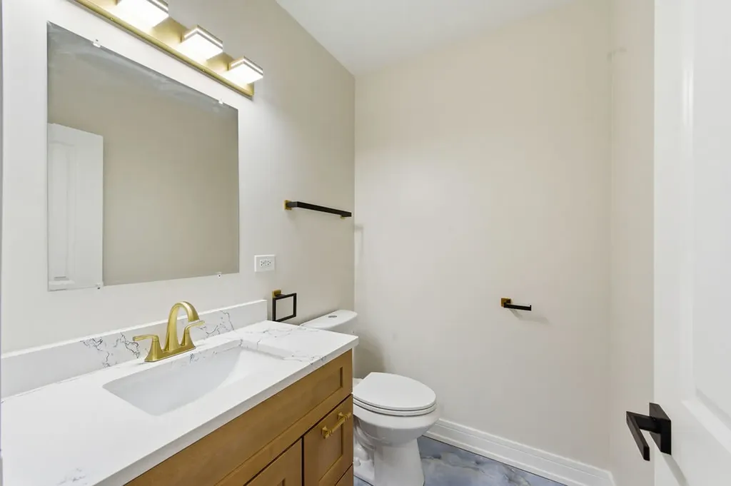 6333 South Maplewood Avenue Chicago IL 60629