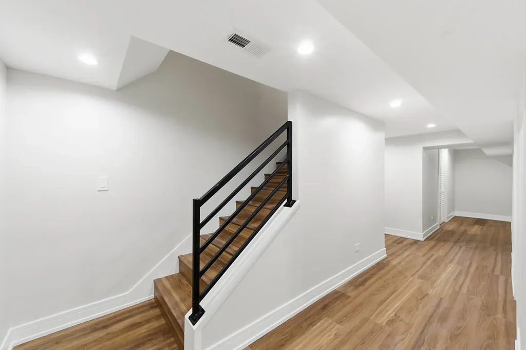 6333 South Maplewood Avenue Chicago IL 60629