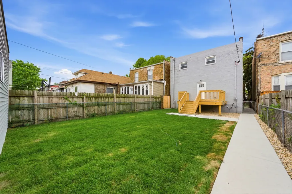6333 South Maplewood Avenue Chicago IL 60629