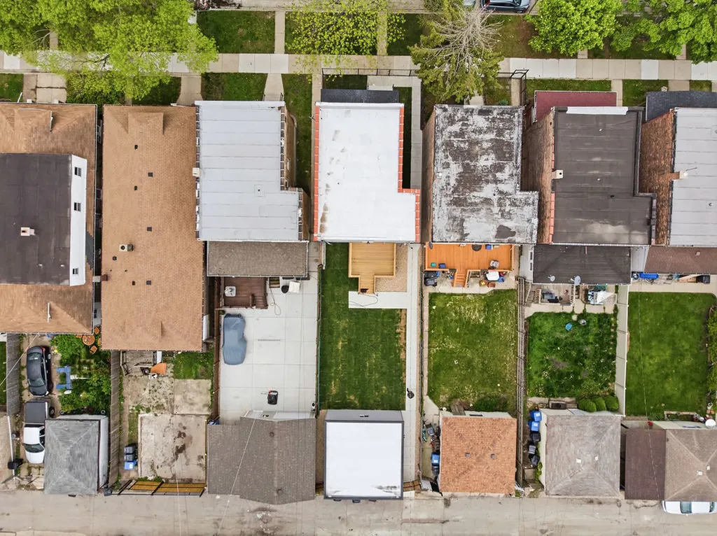 6333 South Maplewood Avenue Chicago IL 60629