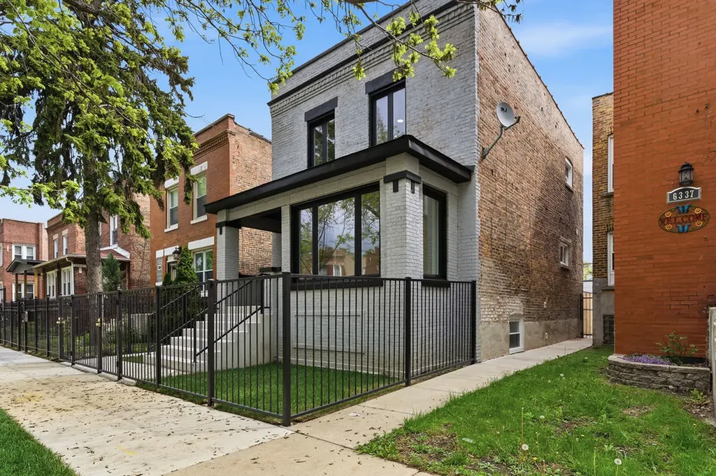 6333 South Maplewood Avenue Chicago IL 60629