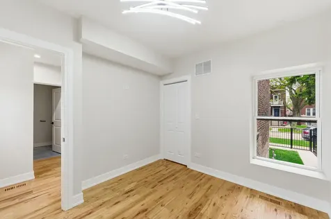 6333 South Maplewood Avenue Chicago IL 60629