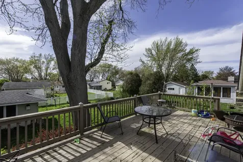 814 Holdridge Avenue Winthrop Harbor IL 60096