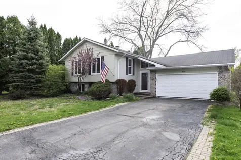 814 Holdridge Avenue Winthrop Harbor IL 60096