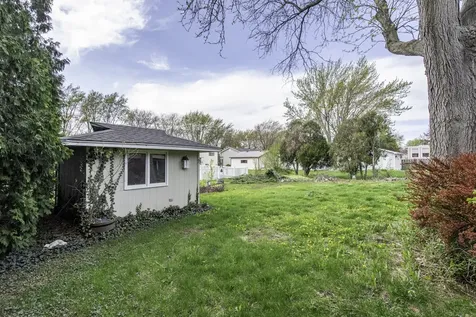 814 Holdridge Avenue Winthrop Harbor IL 60096