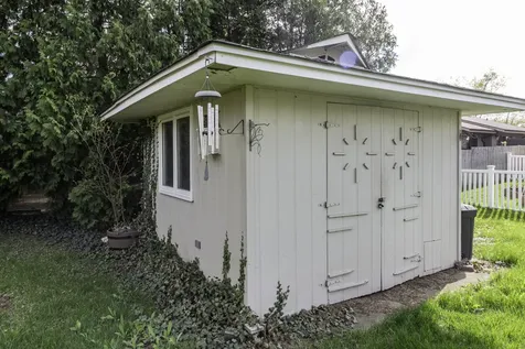 814 Holdridge Avenue Winthrop Harbor IL 60096