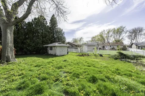 814 Holdridge Avenue Winthrop Harbor IL 60096