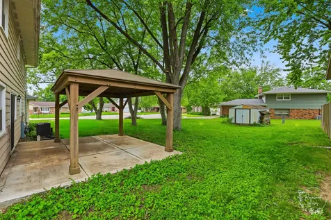 855 Stonewall Drive Bourbonnais IL 60914
