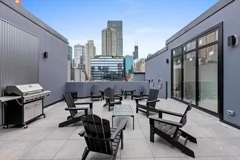 153 West Ohio Street Chicago IL 60654