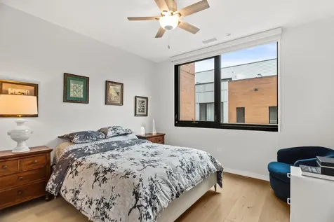 1648 West Division Street Chicago IL 60622