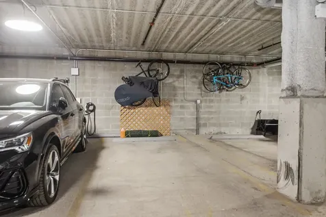 1648 West Division Street Chicago IL 60622