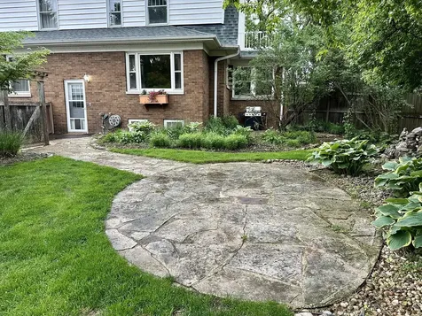 1311 North Richmond Road Mchenry IL 60050