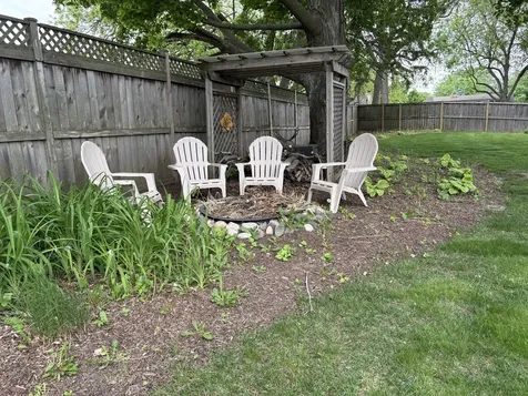 1311 North Richmond Road Mchenry IL 60050