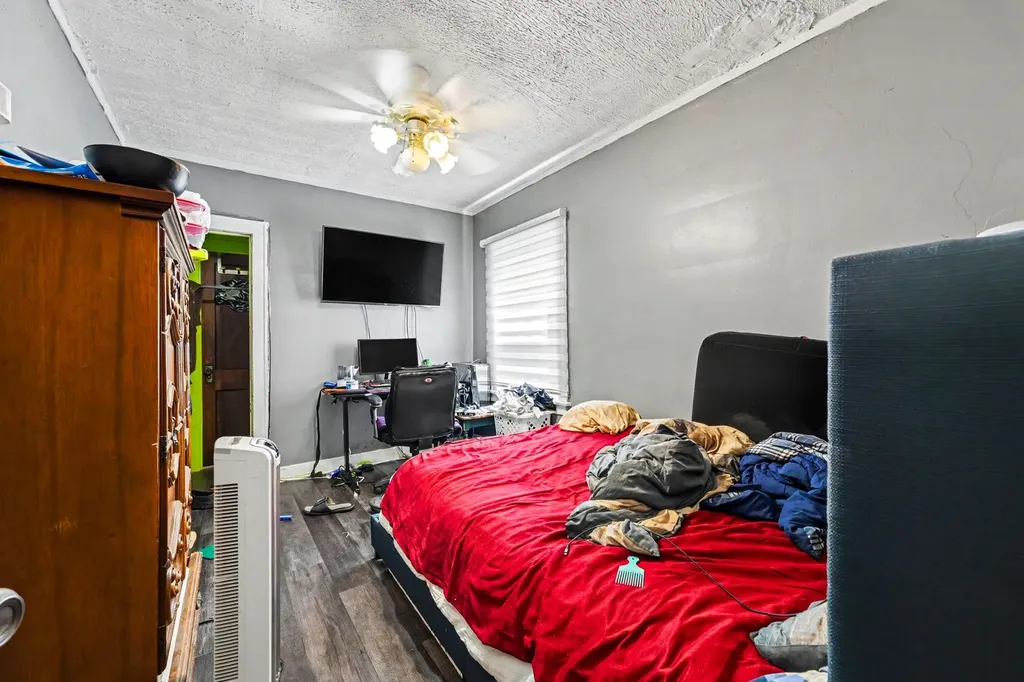 11000 South Normal Avenue Chicago IL 60628
