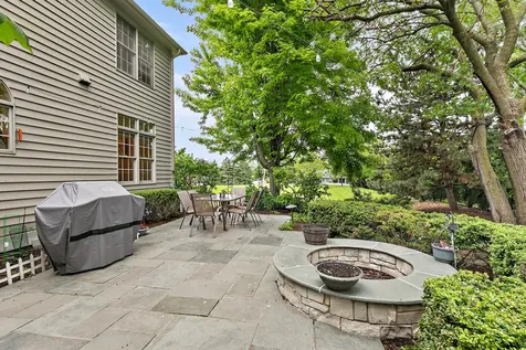 2212 Glouceston Lane Naperville IL 60564