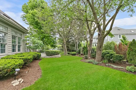 2212 Glouceston Lane Naperville IL 60564