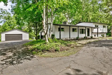 617 South Busse Road Mount Prospect IL 60056