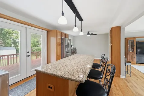 890 Norman Drive Hoffman Estates IL 60192