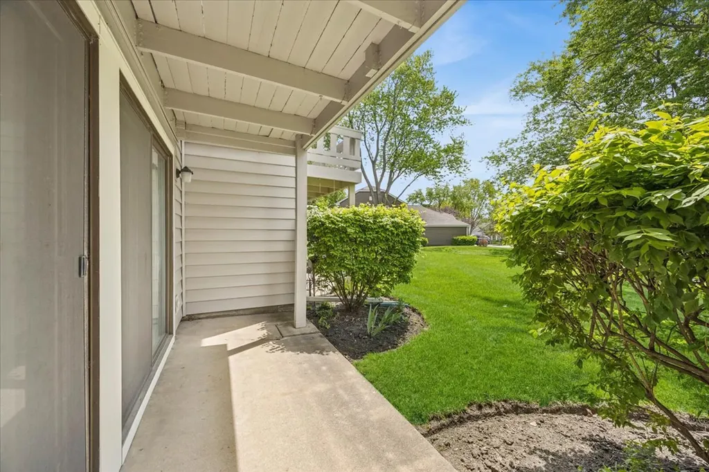 349 Newgate Court Schaumburg IL 60193