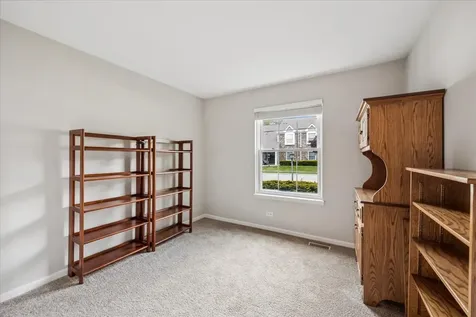 349 Newgate Court Schaumburg IL 60193