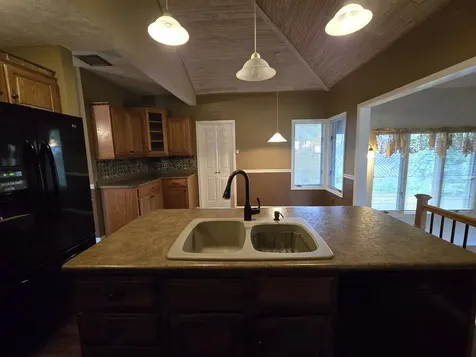 210 West Morris Street Morrison IL 61270