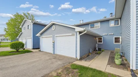 34306 North Birch Lane Gurnee IL 60031