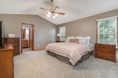 3203 Eagle Crest Road Bloomington IL 61704