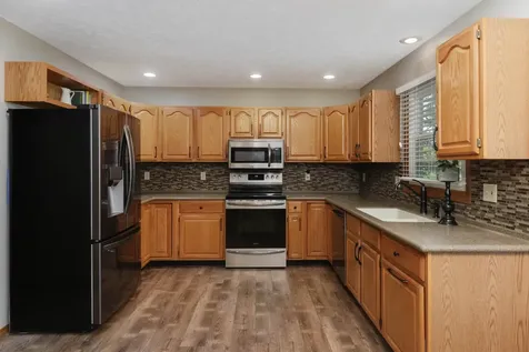 3203 Eagle Crest Road Bloomington IL 61704