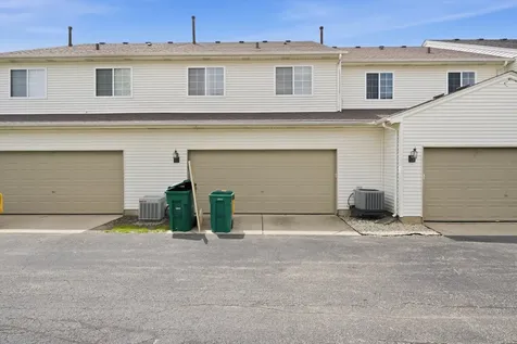 1513 Azalea Circle Romeoville IL 60446