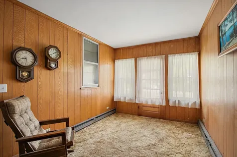 209 Beach Drive Algonquin IL 60102