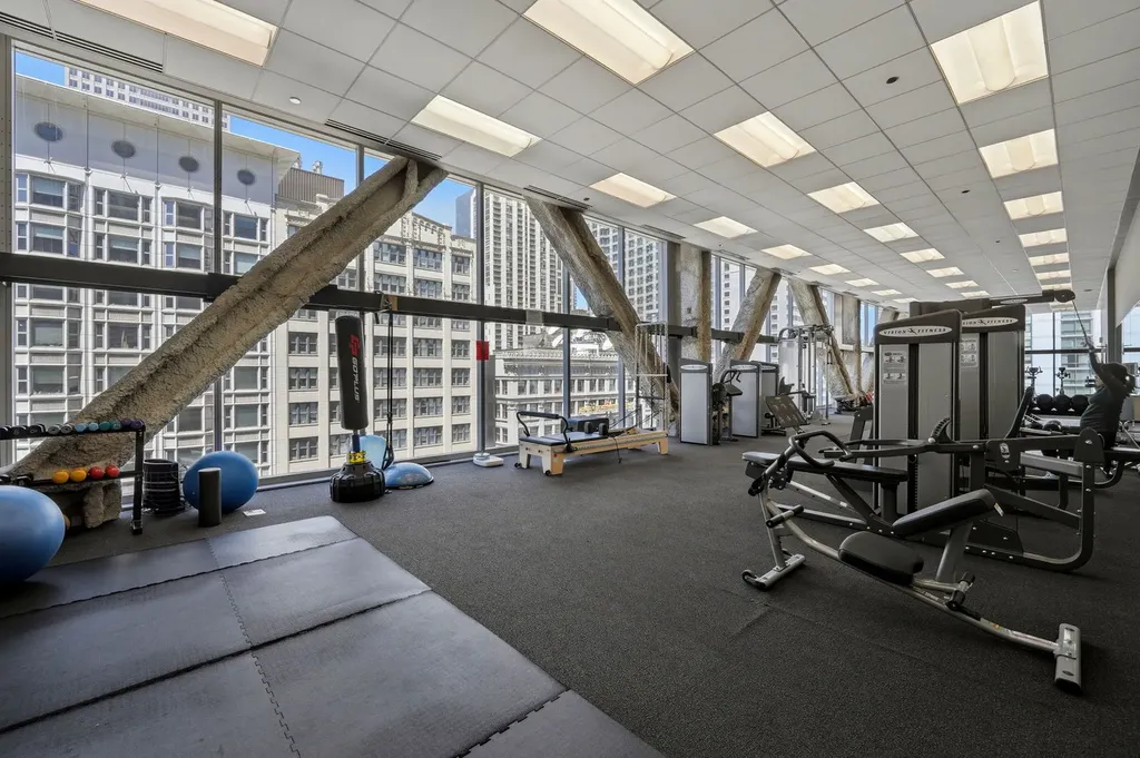 8 East Randolph Street Chicago IL 60601