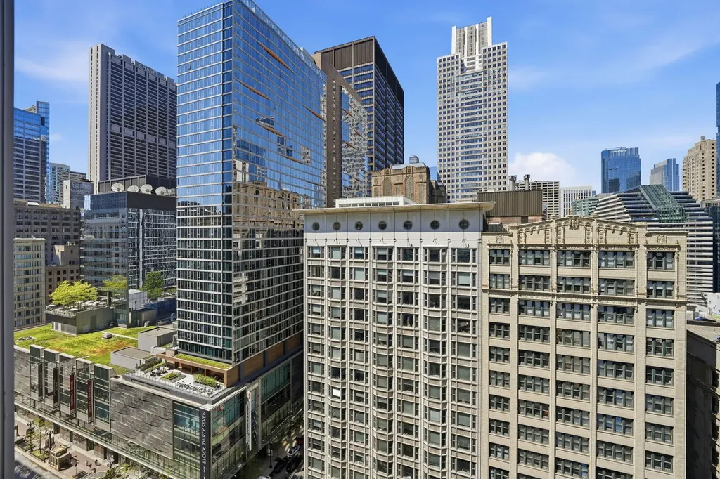 8 East Randolph Street Chicago IL 60601