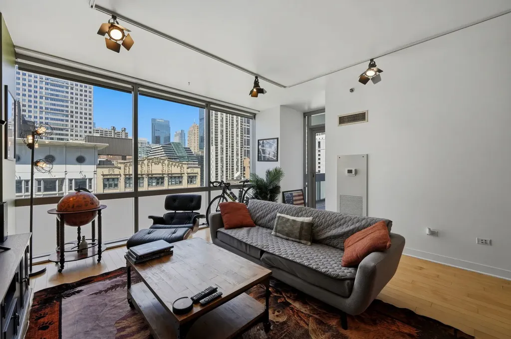 8 East Randolph Street Chicago IL 60601