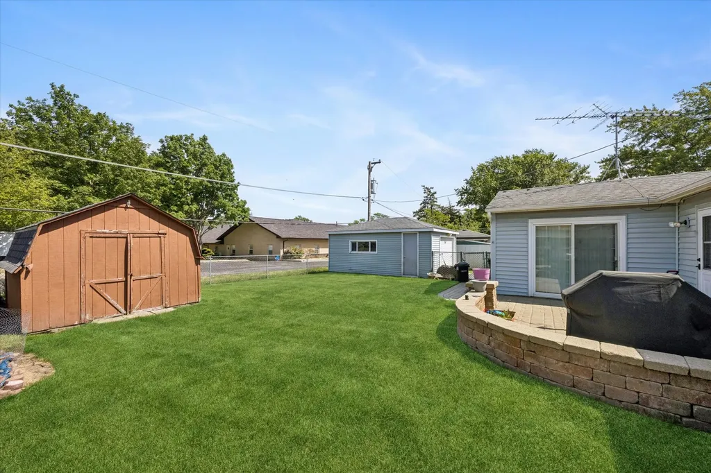 120 Olympic Drive Bolingbrook IL 60440