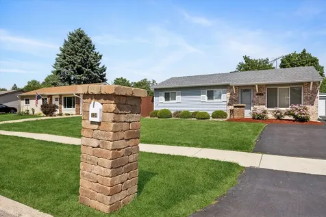 120 Olympic Drive Bolingbrook IL 60440