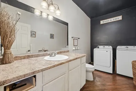 627 East Main Street Ottawa IL 61350