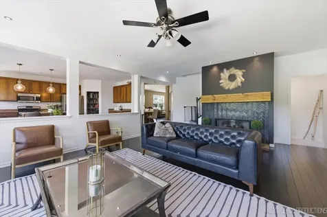324 Alexis Street Plano IL 60545