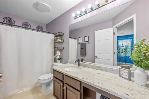 6566 Marble Lane Carpentersville IL 60110