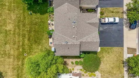6566 Marble Lane Carpentersville IL 60110