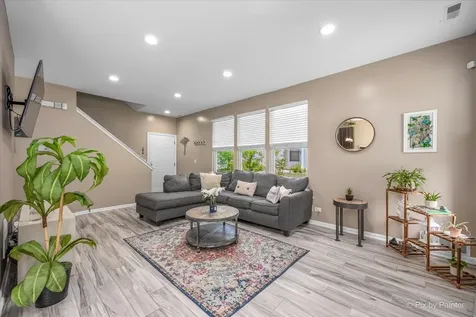 6566 Marble Lane Carpentersville IL 60110