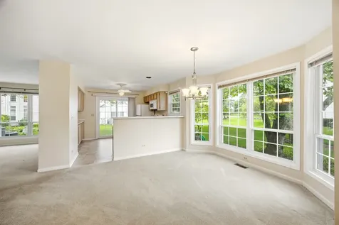 325 Stillwater Court Wauconda IL 60084